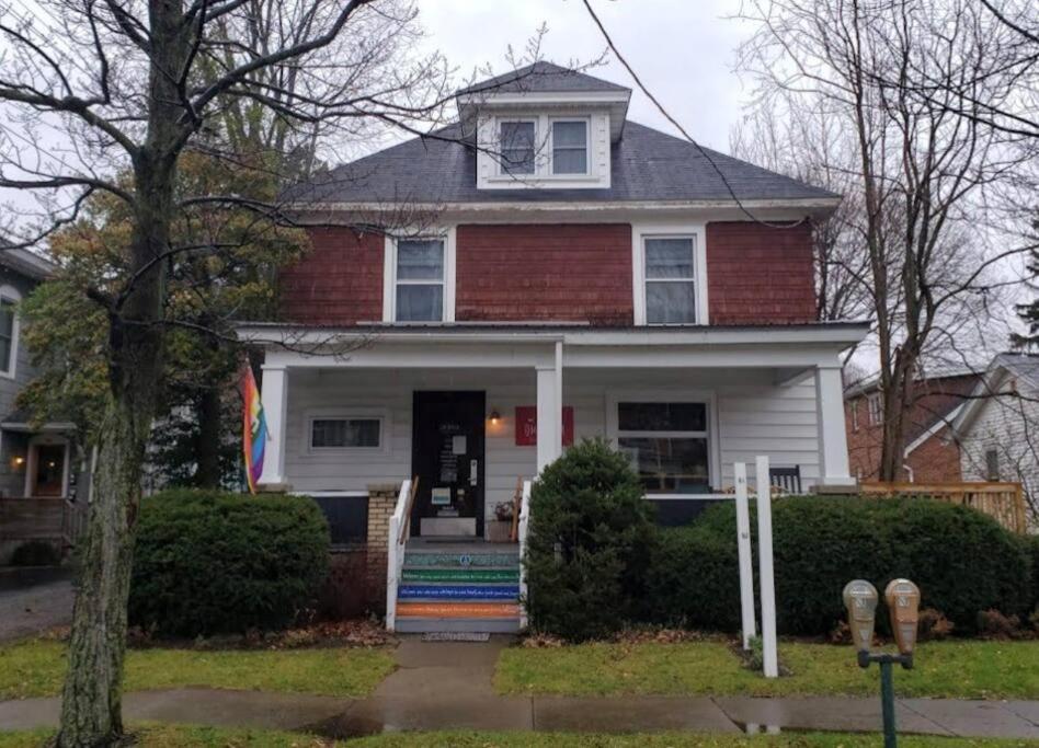 Large Bakery - Downtown Location * Fredonia