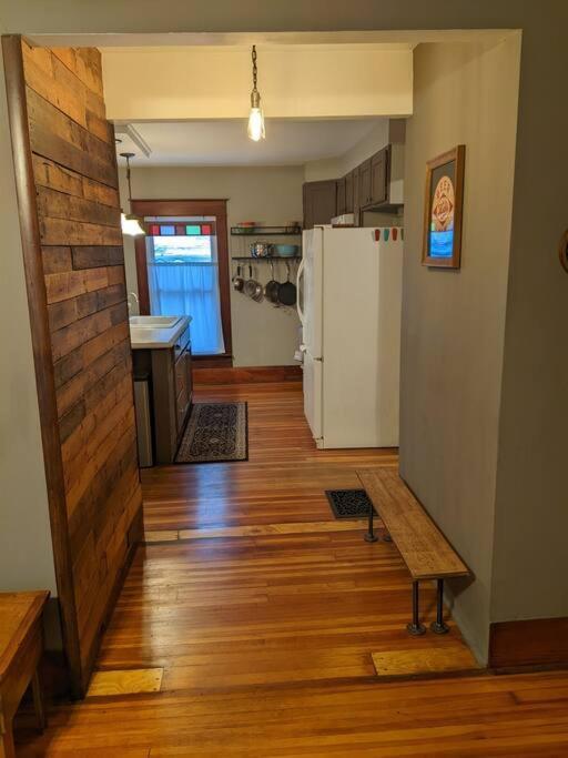 Large Bakery - Downtown Location *