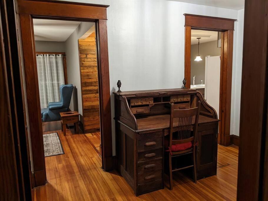 Large Bakery - Downtown Location Fredonia